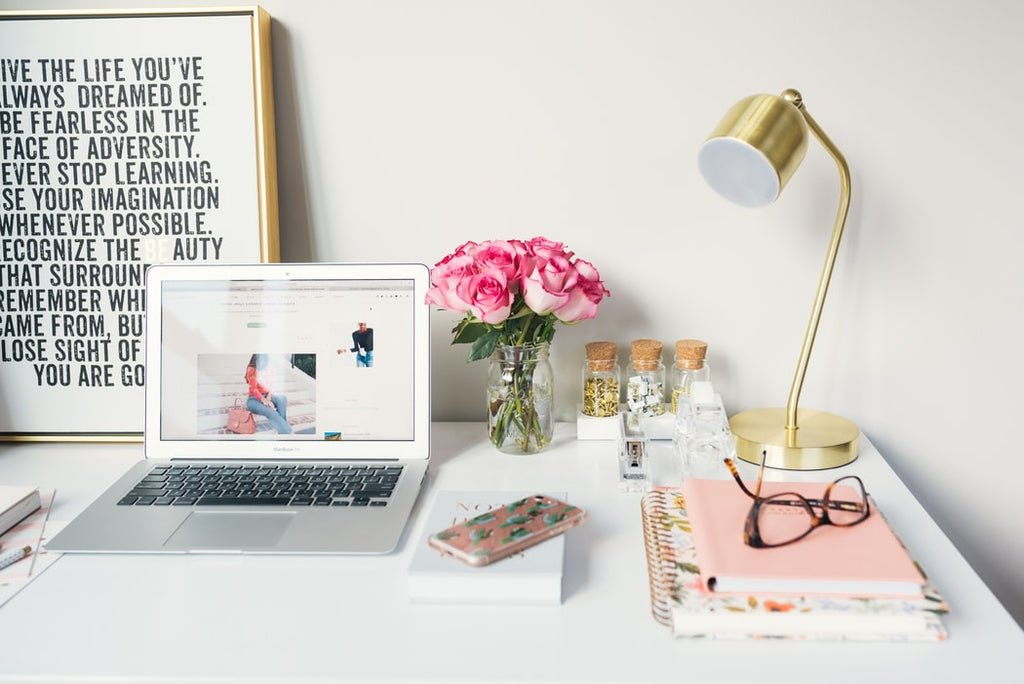 How to Work From Home While Practicing Social Distancing – Plussizefix