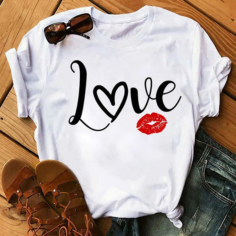 Plus Size Casual Letter Lips Graphic Print Basic White T-Shirts